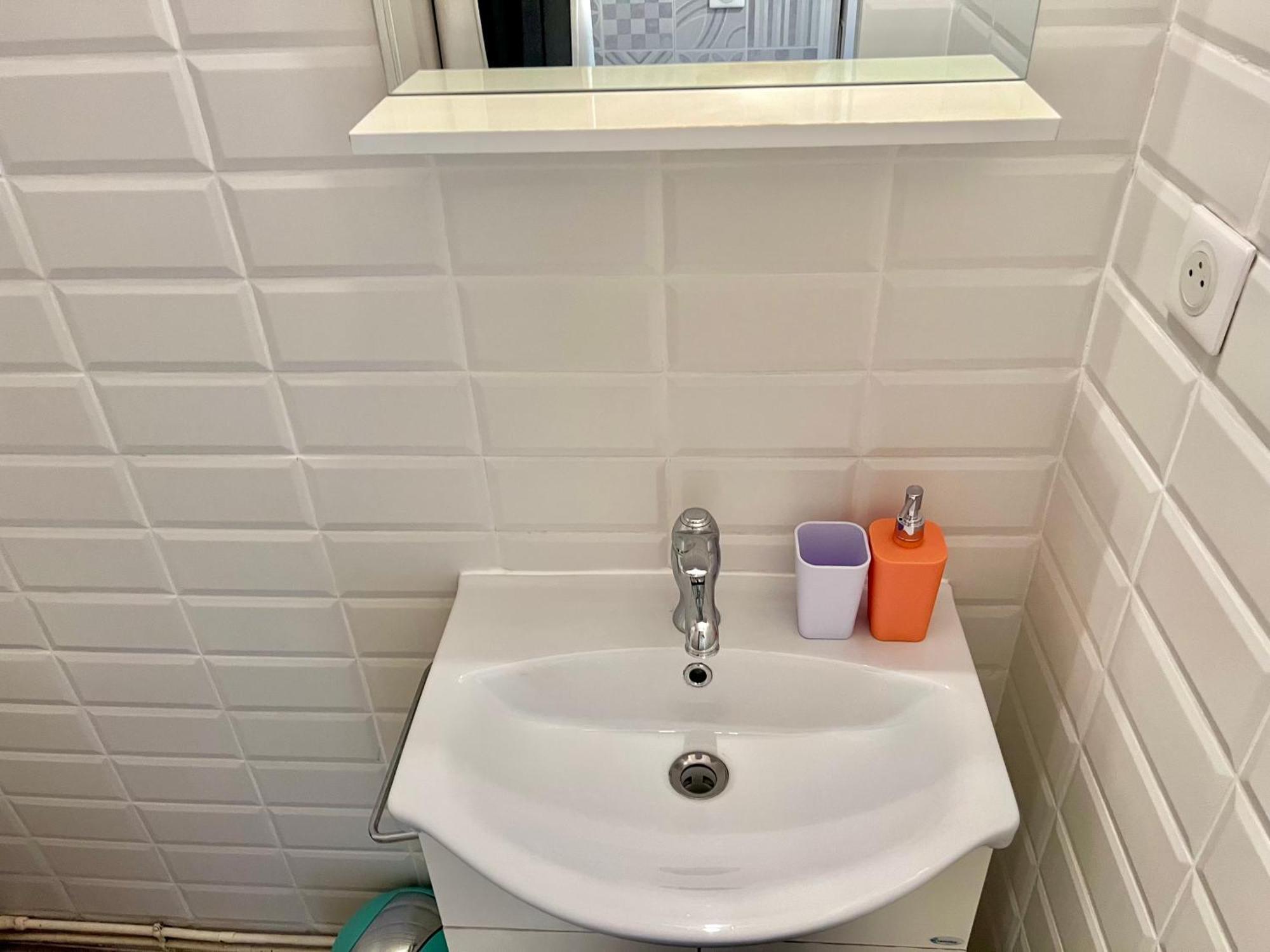 Petillant T2 Rez-de-jardin Appartement *